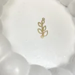 طرح آویز لیزر برگ طلا 18 عیار