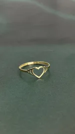 قیمت خرید انگشتر طلا مینیمال طرح قلبی با ظرافت بالا