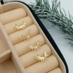 گوشواره میخی طرح خورشید طلا