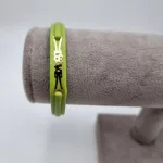 عکس دستبند طلا چرم سبز