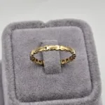 انگشتر مینیمال نیم دایره پر طلا زنانه
