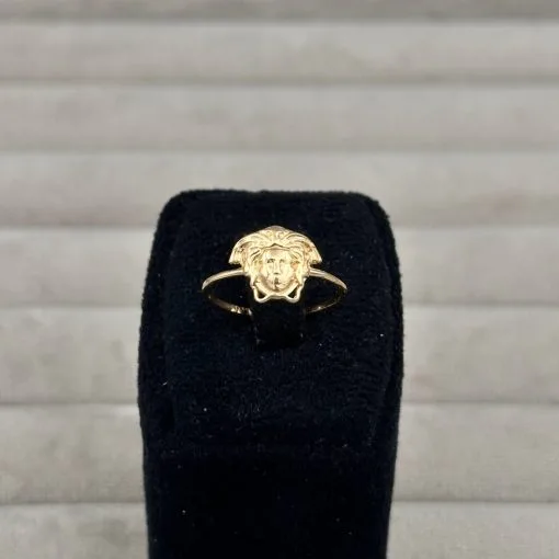 عکس انگشتر طلا زنانه و دخترانه طرح ورساچه 18 عیار