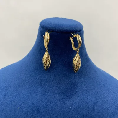 گوشواره طلا دست دوم طرح لوزی دخترانه و زنانه