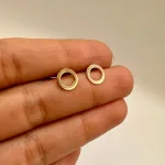 خرید گوشواره میخی لیزری طلا دایره زنانه و دخترانه نمادار