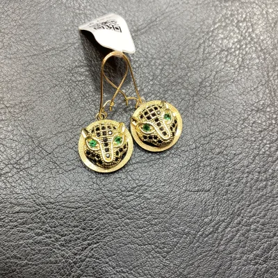 خرید گوشواره طلا پنتر زنانه و دخترانه سبک و ظریف