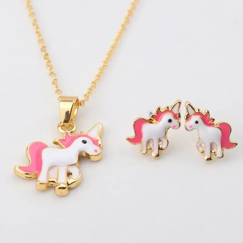 سرویس بچگانه طلا