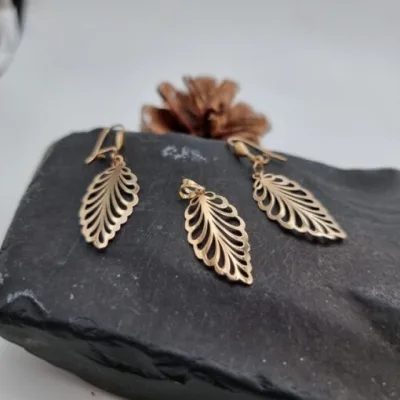 قیمت نیم ست طلا لیزری زنانه و دخترانه طرح برگ بلند