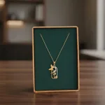 خرید پلاک طلا لیزری طرح مامانم و پروانه لوکس و 18 عیار