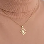 خرید آنلاین پلاک طلا لیزری طرح گل زنانه و دخترانه 18 عیار سبک و ظریف