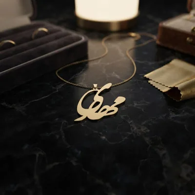 عکس مدل پلاک طلا لیزری اسم مهدی با فونت نستعلیق 18 عیار سبک و ظریف