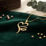 عکس مدل پلاک طلا لیزری اسم مهدی و قلب مینیمال و ظریف