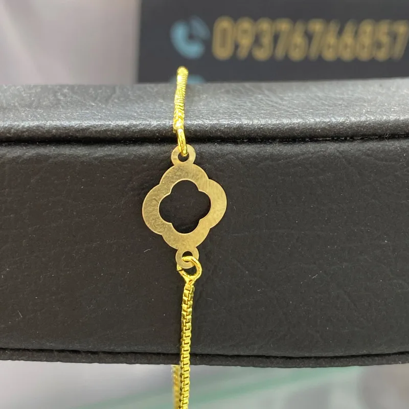 خرید دستبند طلا و استیل گل 4 پر ونکلیف لیزری زنانه 18 عیار سبک خرید دستبند طلا و استیل گل 4 پر ونکلیف لیزری زنانه 18 عیار سبک