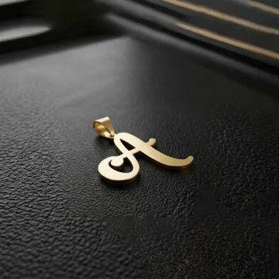 عکس مدل پلاک طلا حرف A با فونت ساده 18 عیار زیر 1 گرم