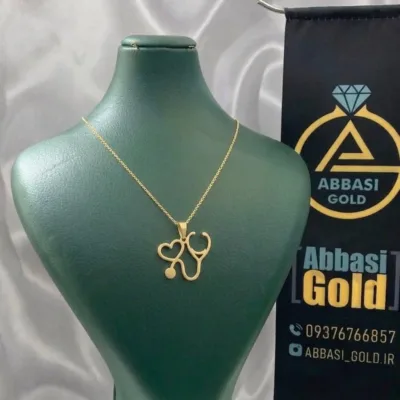 عکس مدل پلاک طلا گوشی پزشکی برای روز پرستار و پزشک ساده و مینیمال 18 عیار
