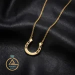 خرید گردنبند طلا نعل اسب طرح دار زنانه و دخترانه شیک و با وزن حدود یک گرم