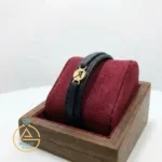 خرید دستبند طلا چرم حرف A ساده مردانه شیک و جدید 18 عیار